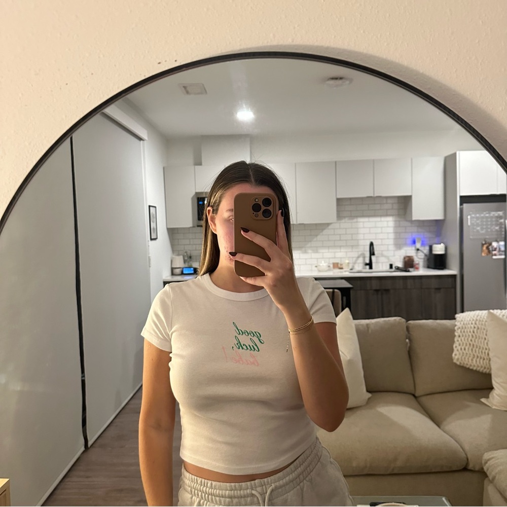 Alice & Wonder Graphic Tee